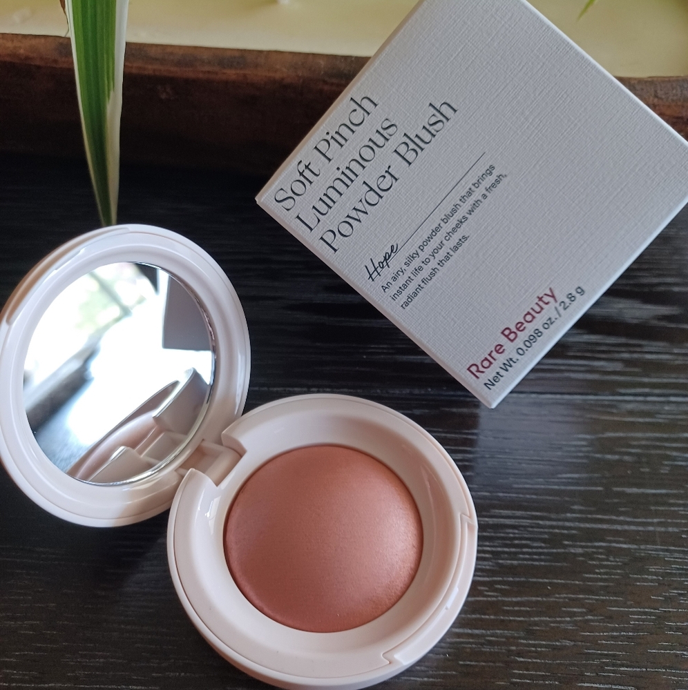 Rare Beauty Soft Pinch Luminous Powder Blush - Hope (Nude Mauve)